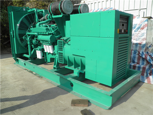 开阳发电车出租-柴油发电机组在使用的过程中应该做好哪些防护工作