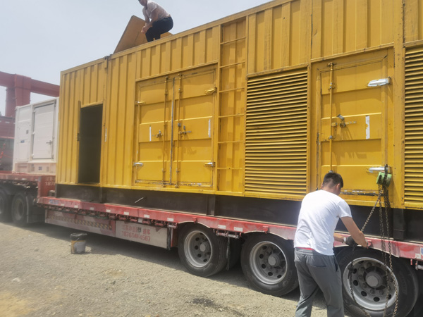 开阳除了负载情况和发动机维护，还有哪些因素会影响 200kw 柴油发电机的油耗？