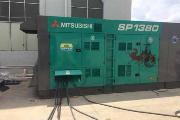 开阳为什么有些柴油发电机组的输出电压可以调节？