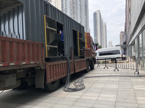 开阳冷却液不足的情况下如何检查柴油发电机组？